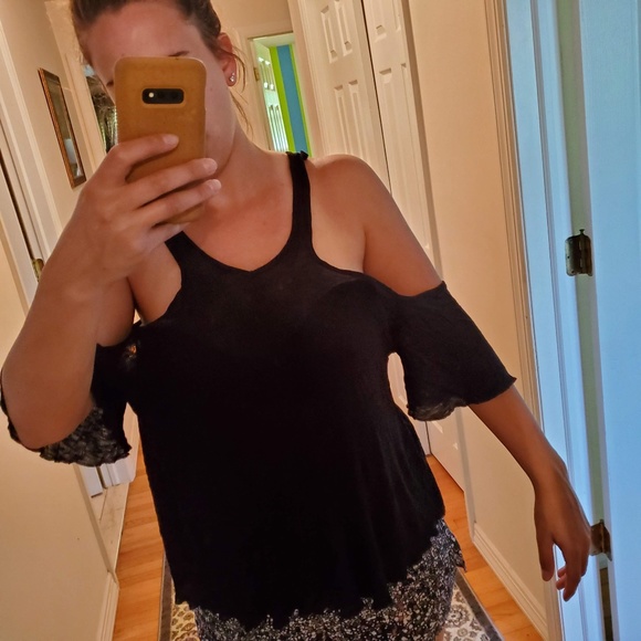 Tops - 3for$25 off the shoulder lightweight black top